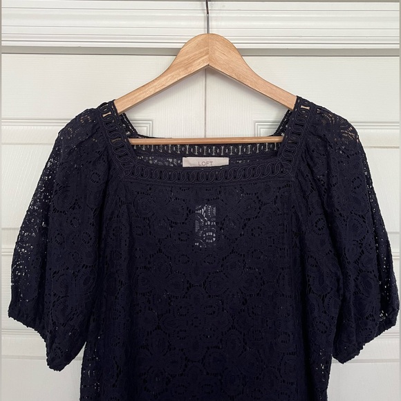 {LOFT} Lace Puff Short Sleeve Top in Navy - Womens XXS - NWT - Picture 2 of 9